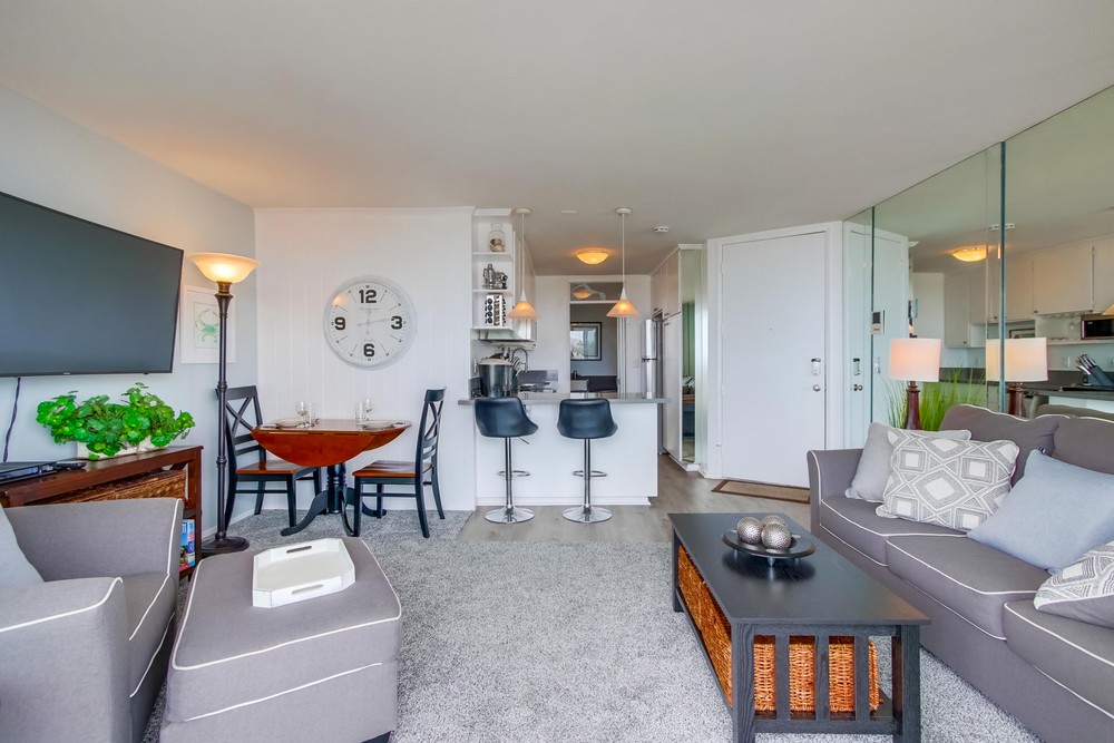 Virtual tour photo 5 of 24 for 725 Redondo Ct