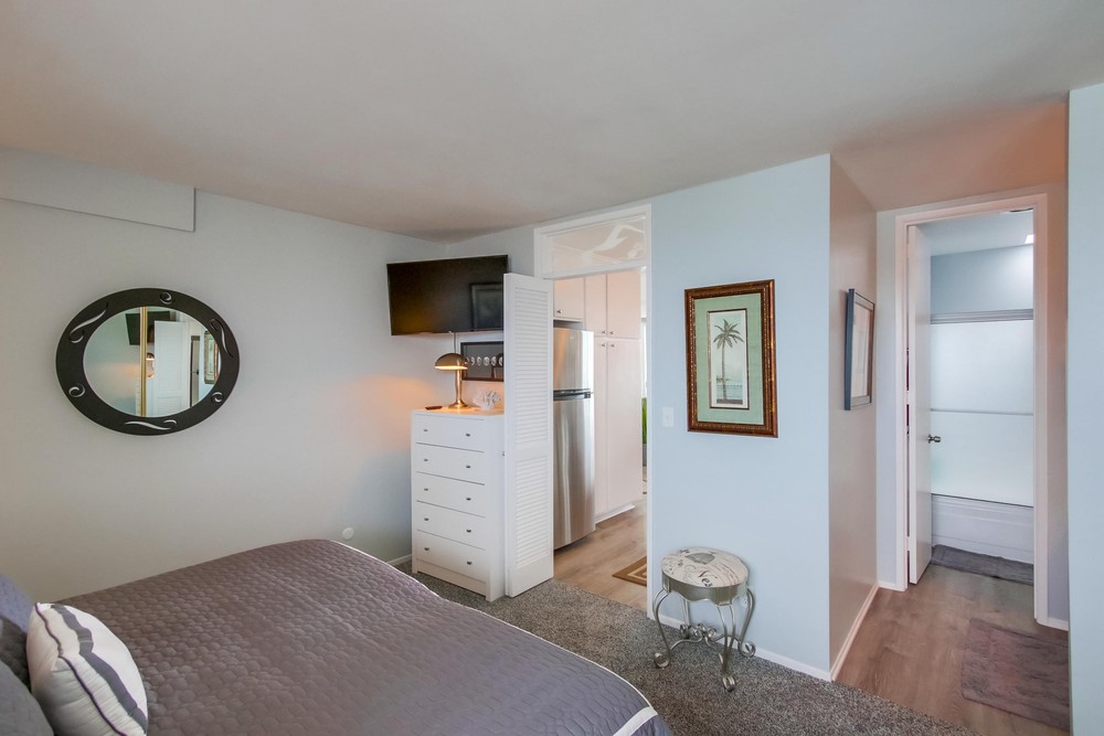 Virtual tour photo 14 of 24 for 725 Redondo Ct