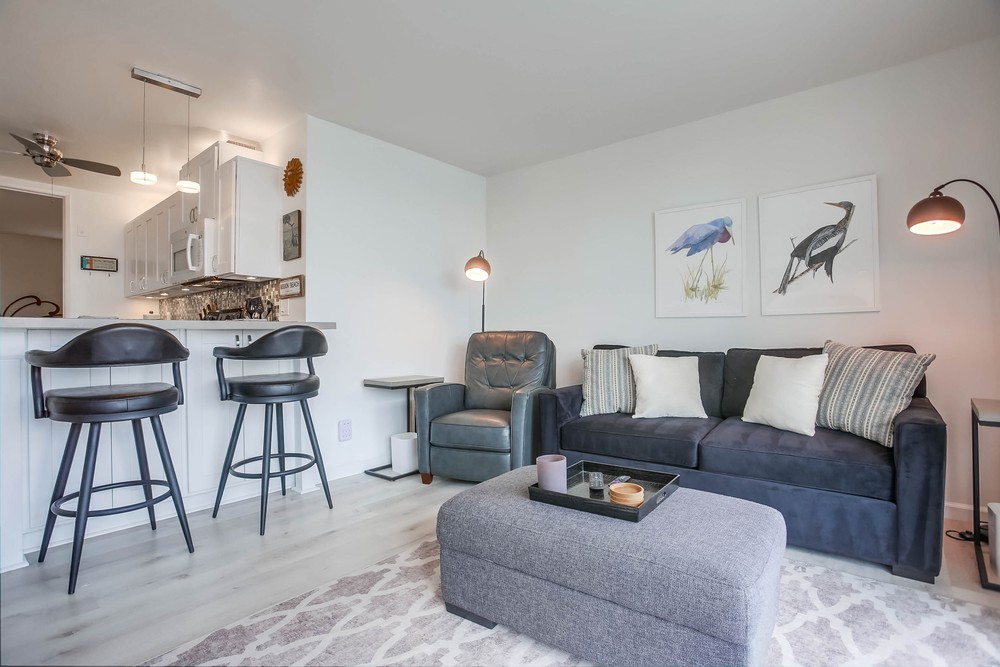 Virtual tour photo 9 of 42 for 725 Redondo Ct