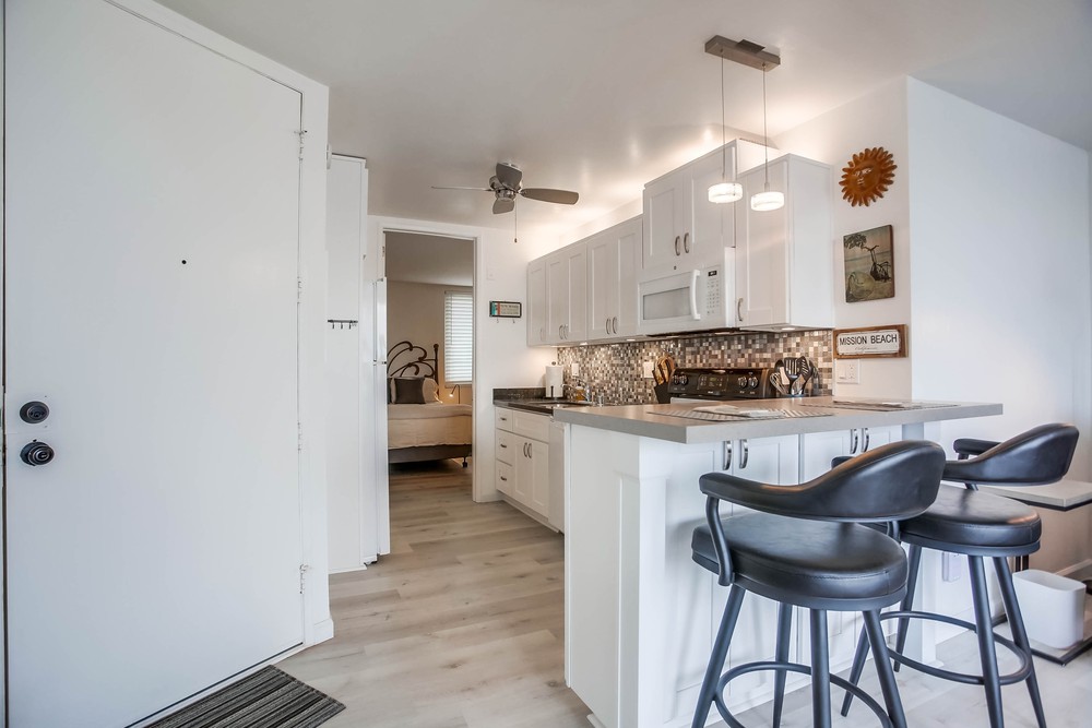 Virtual tour photo 13 of 42 for 725 Redondo Ct