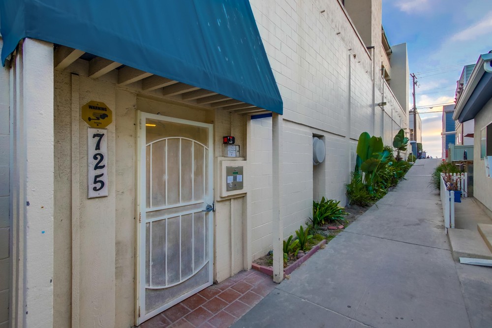 Virtual tour photo 1 of 44 for 725 Redondo Ct UNIT 34