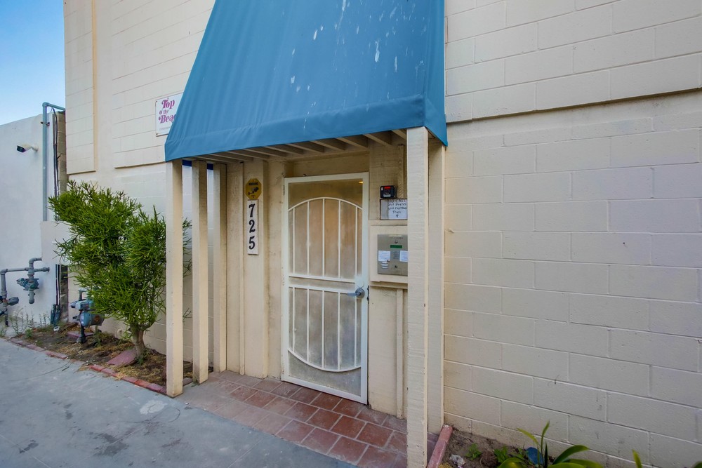 Virtual tour photo 3 of 44 for 725 Redondo Ct UNIT 34