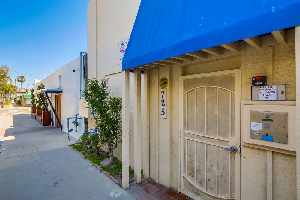 Virtual tour photo 37 of 44 for 725 Redondo Ct UNIT 34
