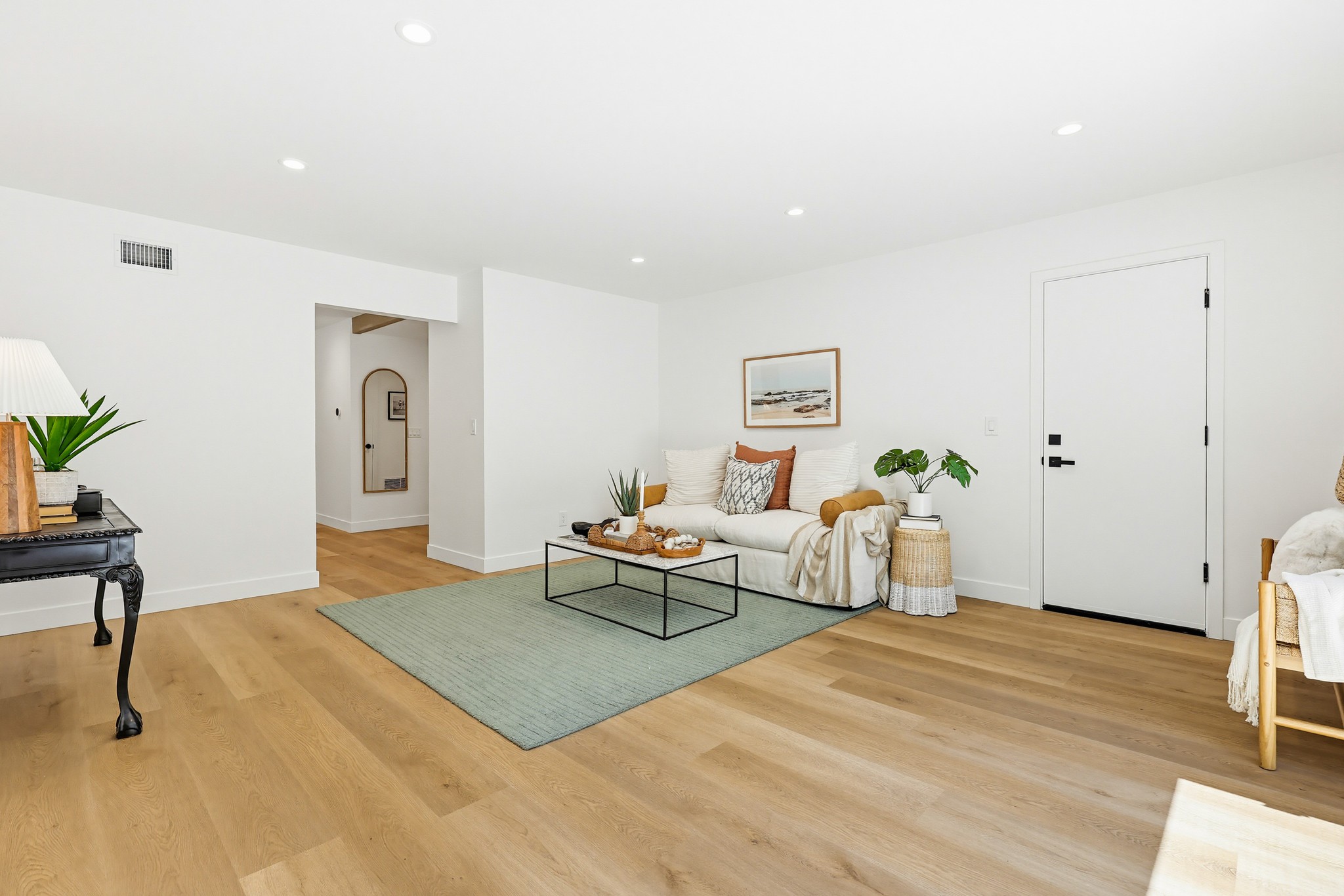 Virtual tour photo 22 of 79 for 725 Santa Florencia