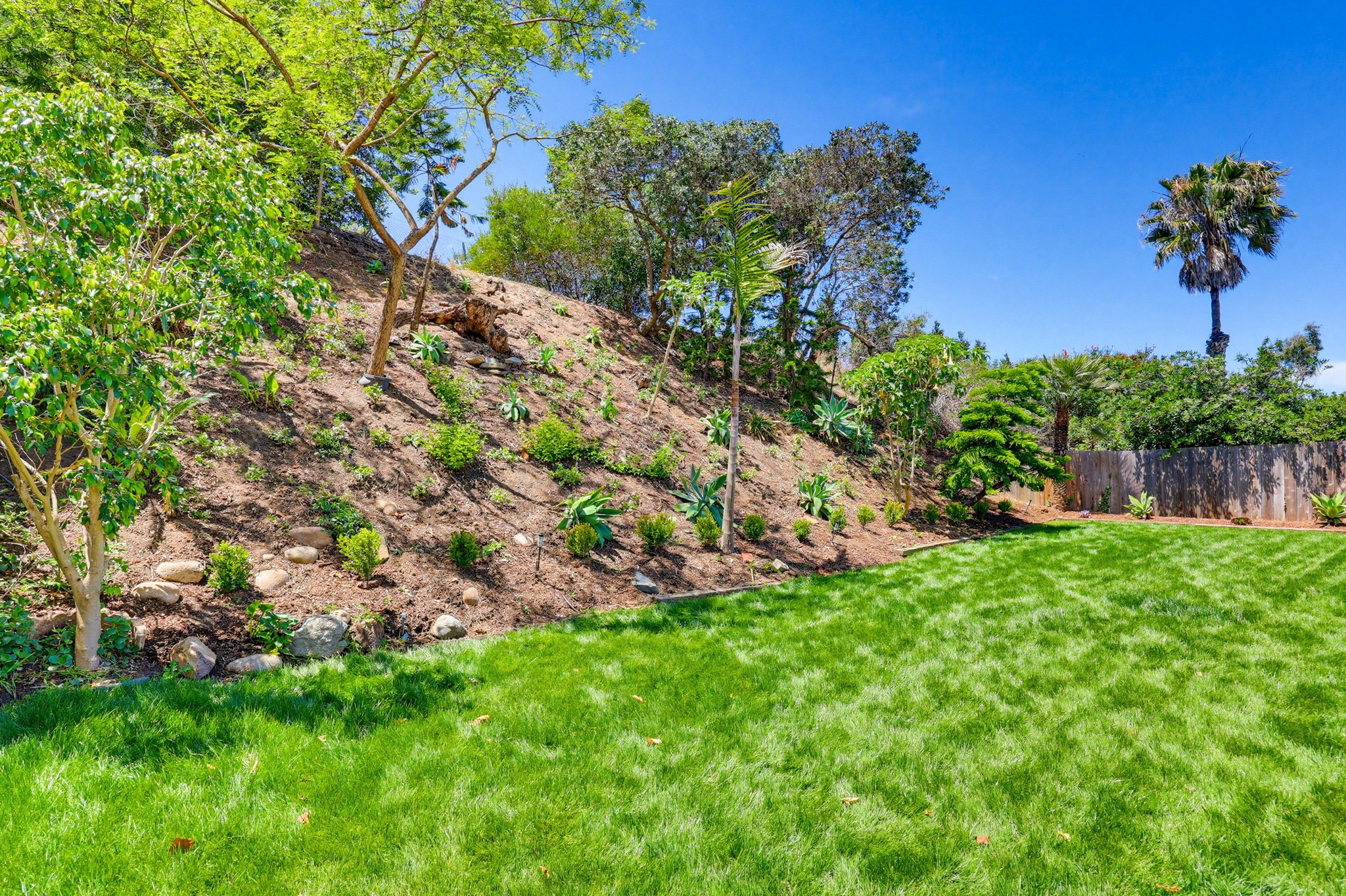 Virtual tour photo 63 of 79 for 725 Santa Florencia