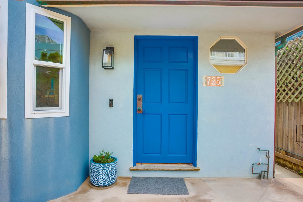 Virtual tour photo 8 of 49 for 725 York Ct