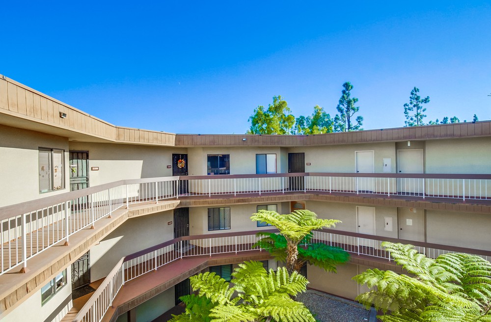 Virtual tour photo 8 of 44 for 7255 Navajo Rd