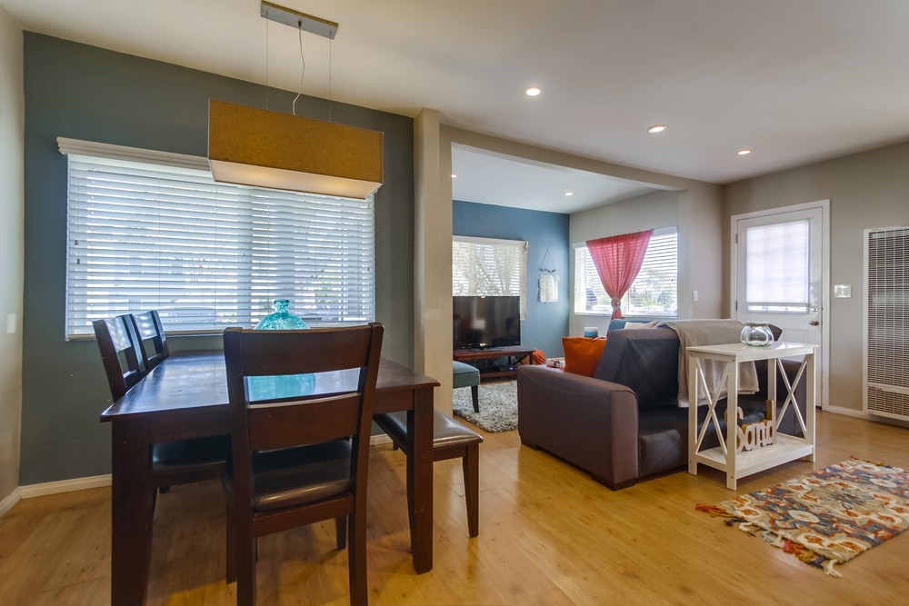Virtual tour photo 18 of 33 for 726 Kingston Ct