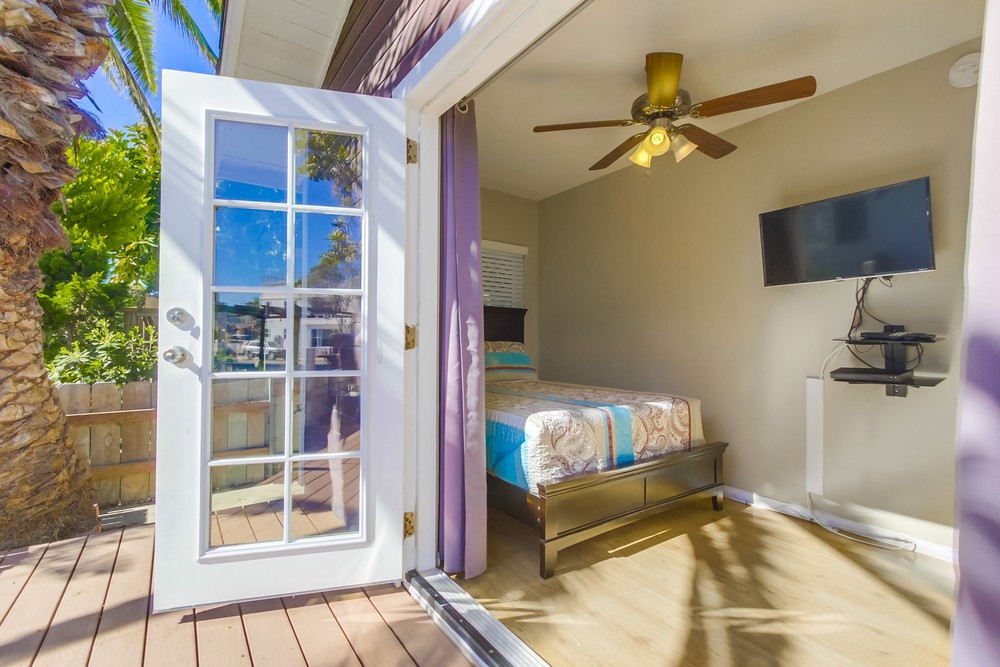 Virtual tour photo 26 of 33 for 726 Kingston Ct