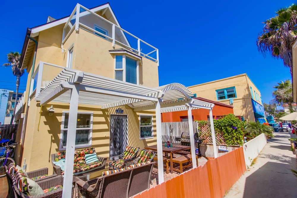 Virtual tour photo 1 of 80 for 726 Pismo Ct