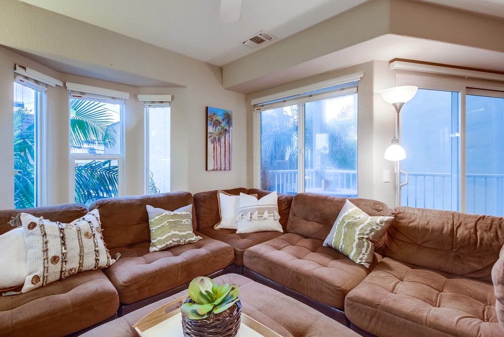 Virtual tour photo 26 of 73 for 726 Portsmouth Ct
