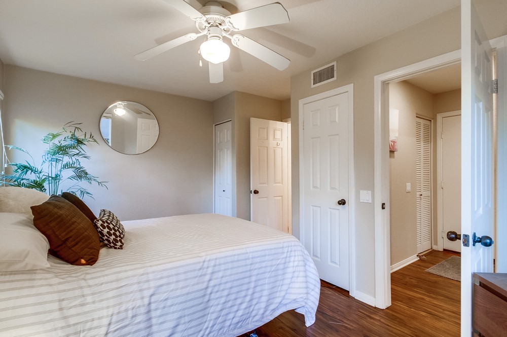 Virtual tour photo 41 of 73 for 726 Portsmouth Ct