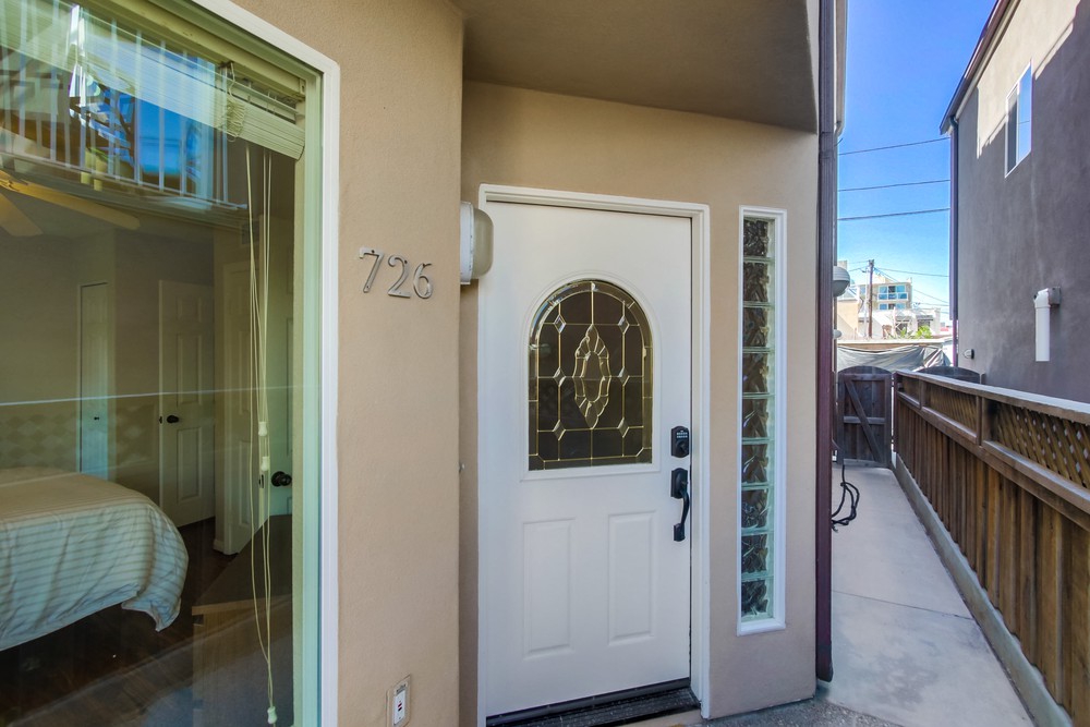 Virtual tour photo 6 of 48 for 726 Portsmouth Ct
