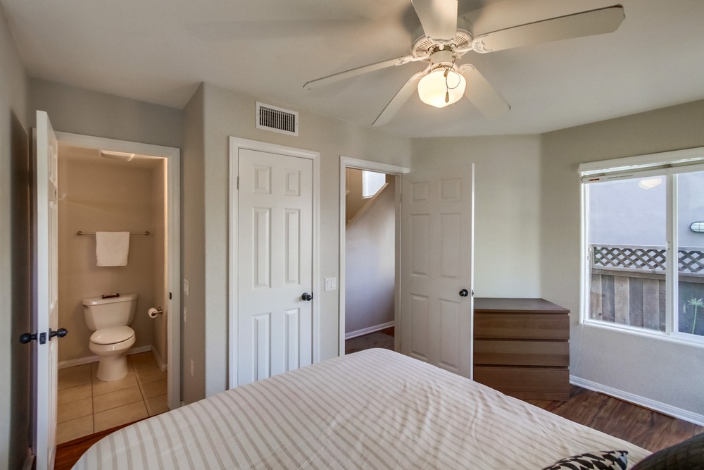 Virtual tour photo 10 of 48 for 726 Portsmouth Ct