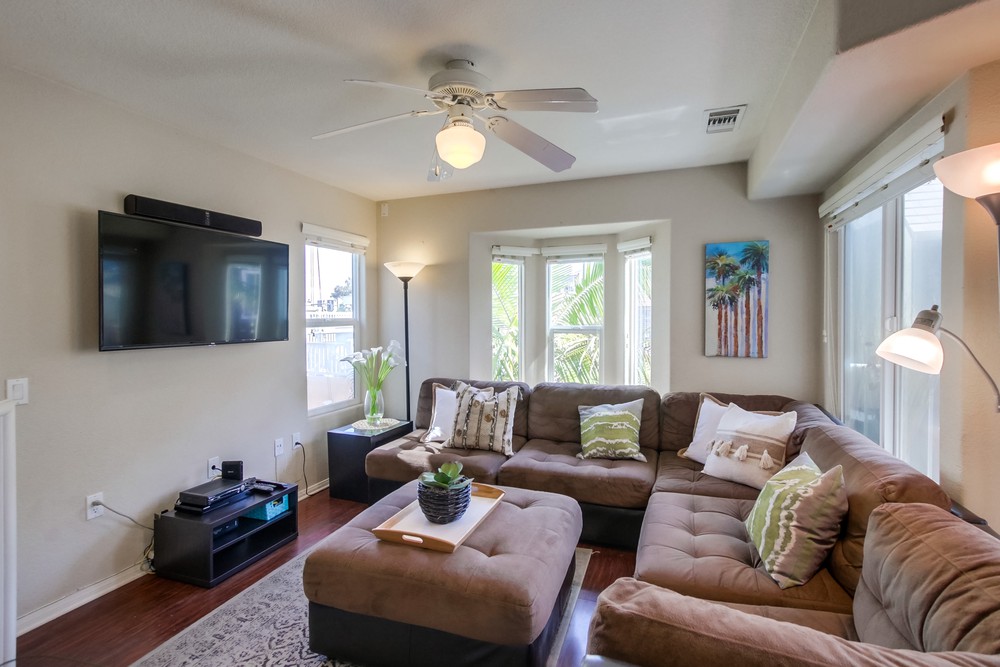 Virtual tour photo 18 of 48 for 726 Portsmouth Ct