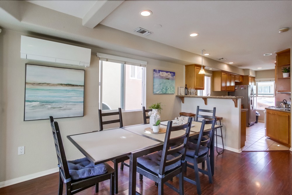 Virtual tour photo 22 of 48 for 726 Portsmouth Ct
