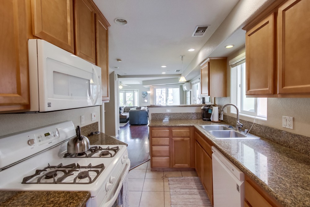 Virtual tour photo 30 of 48 for 726 Portsmouth Ct