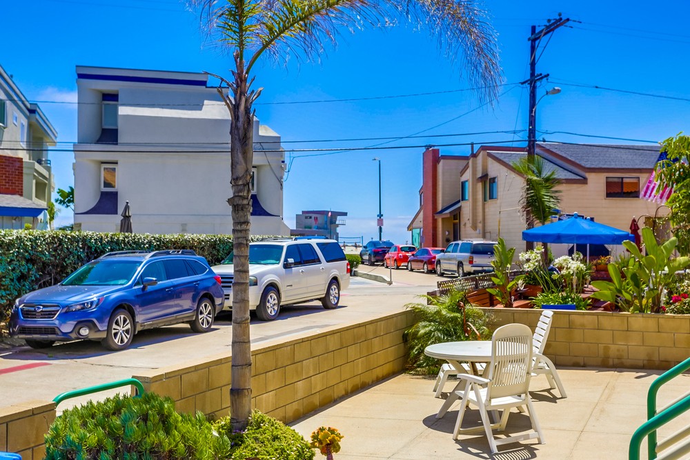 Virtual tour photo 11 of 40 for 726 San Luis Rey Pl