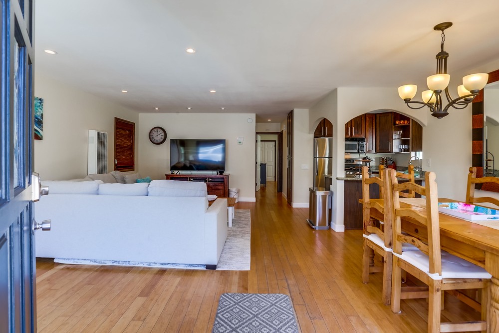 Virtual tour photo 12 of 40 for 726 San Luis Rey Pl