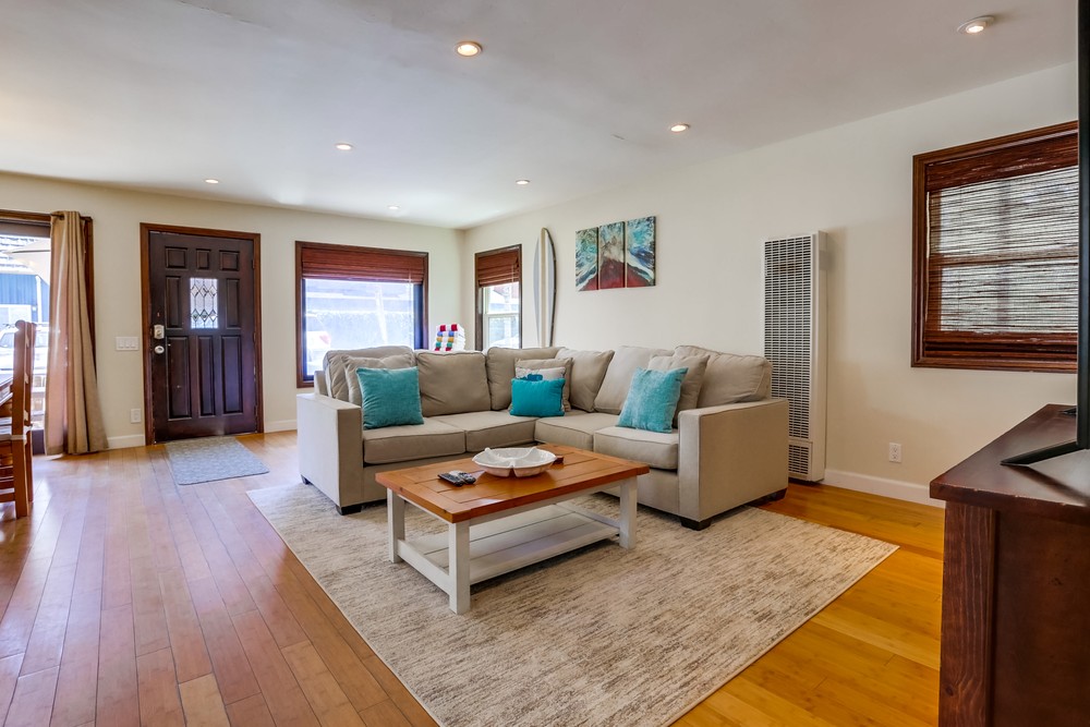 Virtual tour photo 19 of 40 for 726 San Luis Rey Pl