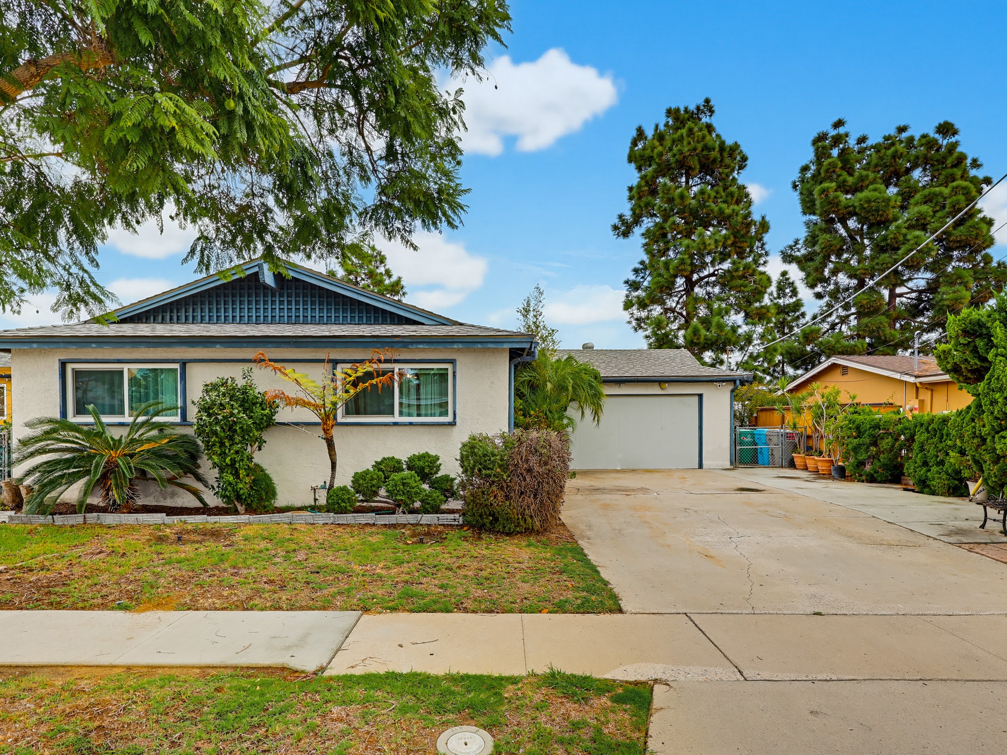 Virtual tour photo 5 of 52 for 7268 Tait St