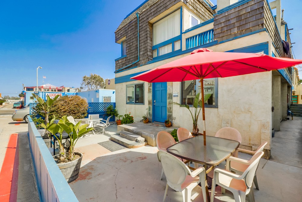 Virtual tour photo 5 of 41 for 727 San Gabriel Pl