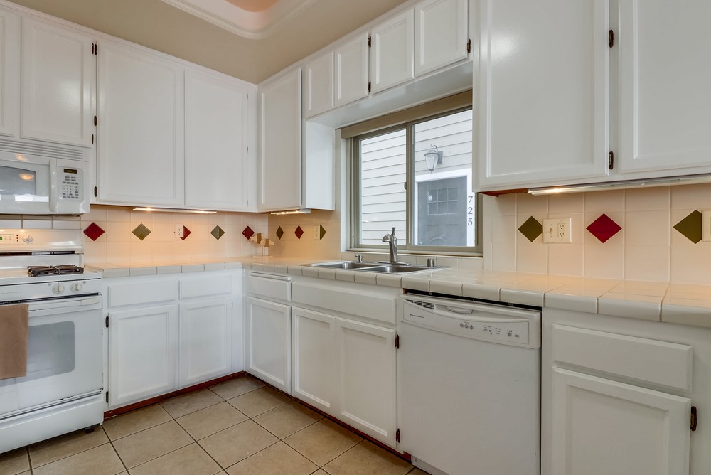 Virtual tour photo 27 of 41 for 727 San Gabriel Pl