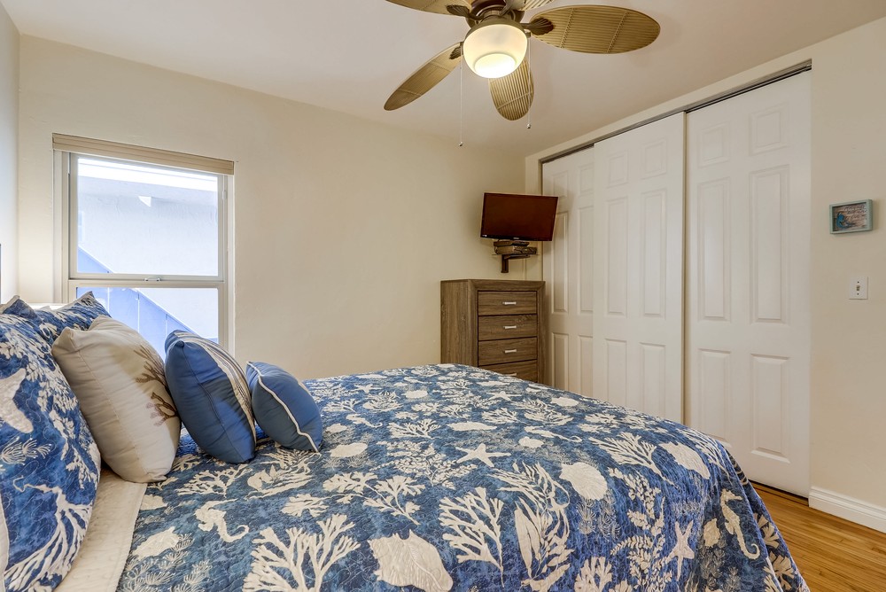 Virtual tour photo 32 of 41 for 727 San Gabriel Pl