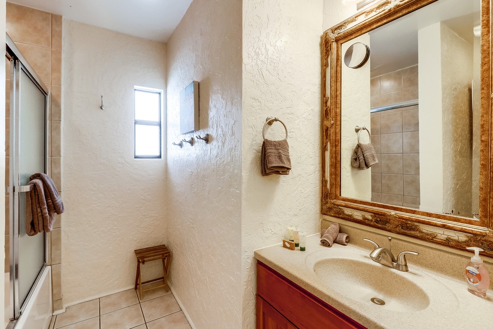 Virtual tour photo 34 of 41 for 727 San Gabriel Pl