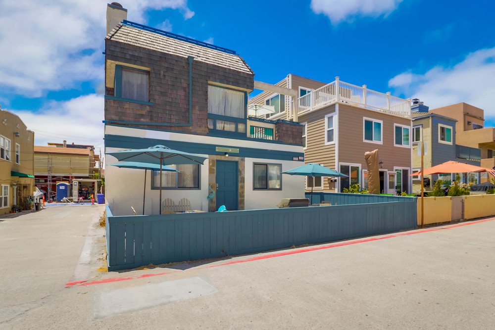 Virtual tour photo 4 of 45 for 727 San Gabriel Pl