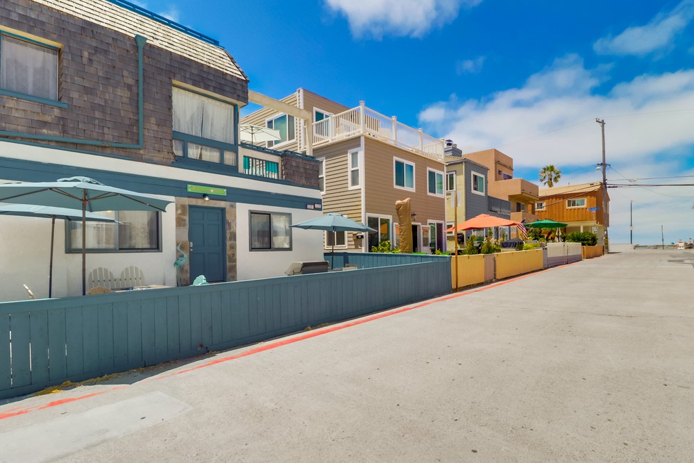 Virtual tour photo 5 of 45 for 727 San Gabriel Pl