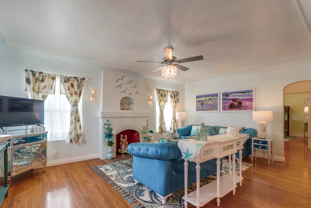 Virtual tour photo 14 of 45 for 727 San Gabriel Pl
