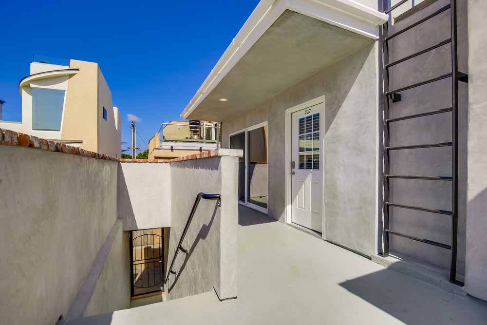 Virtual tour photo 4 of 33 for 727 Tangiers Ct