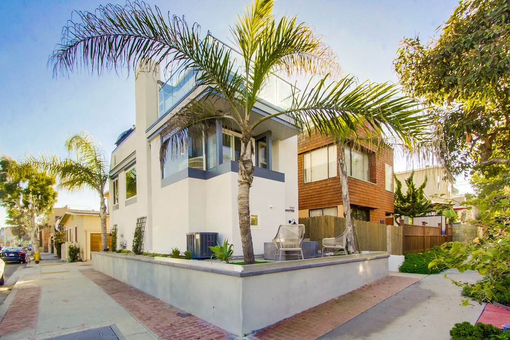 Virtual tour photo 3 of 40 for 727 Vanitie Ct