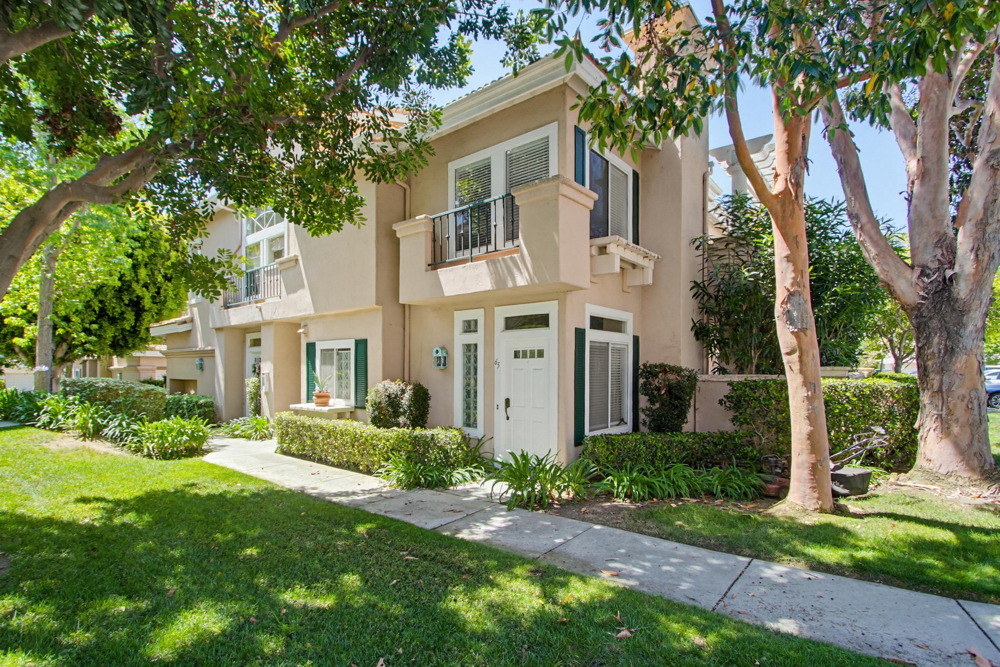 Virtual tour photo 3 of 41 for 7275 Calabria Ct UNIT 64