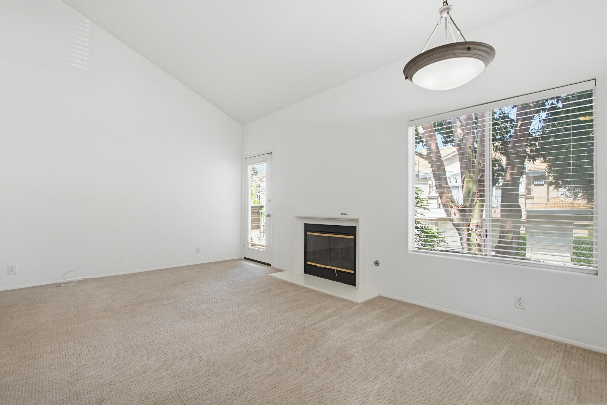 Virtual tour photo 6 of 41 for 7275 Calabria Ct UNIT 64