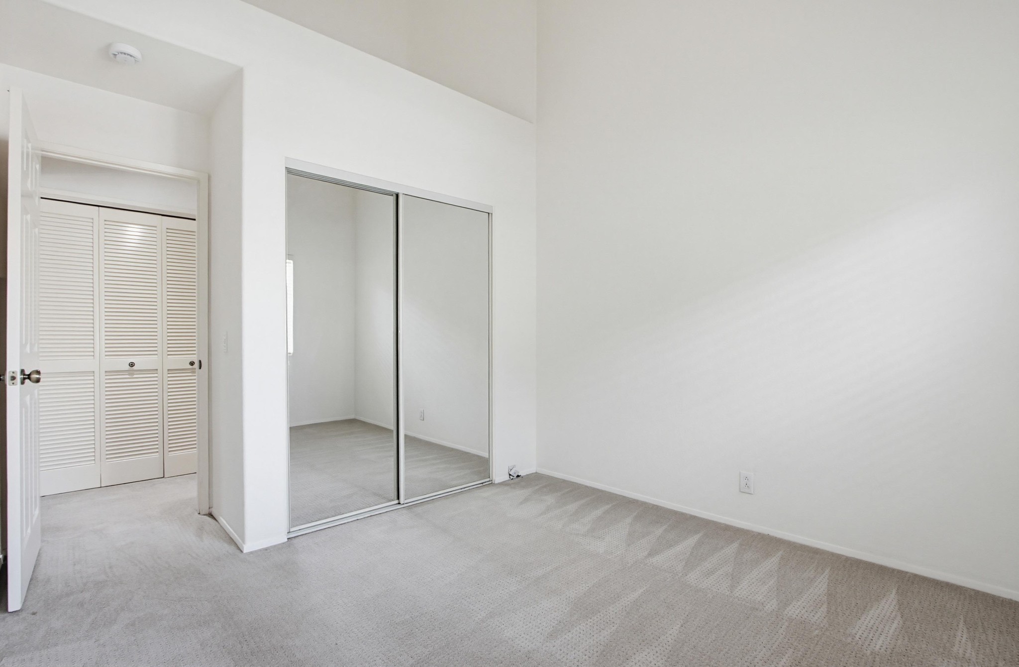 Virtual tour photo 24 of 41 for 7275 Calabria Ct UNIT 64