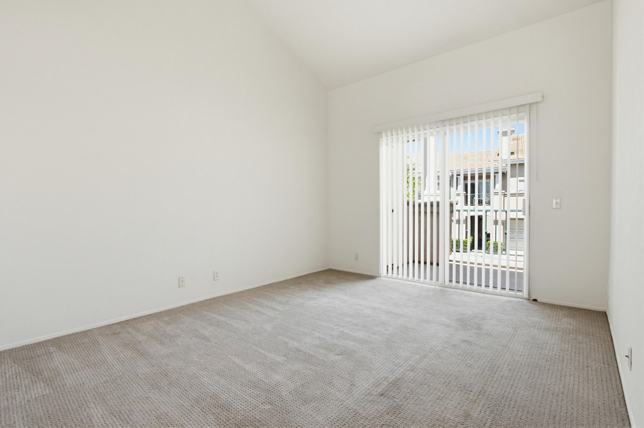 Virtual tour photo 25 of 41 for 7275 Calabria Ct UNIT 64