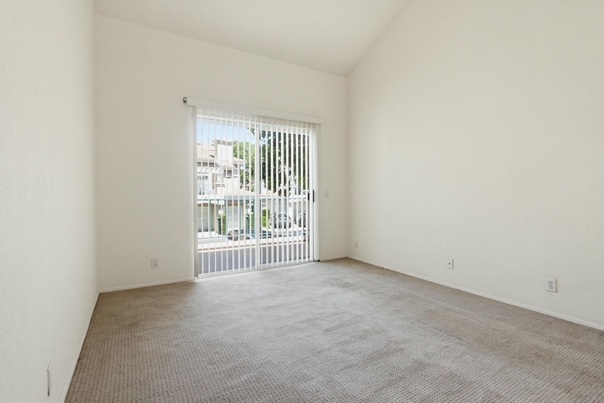 Virtual tour photo 26 of 41 for 7275 Calabria Ct UNIT 64