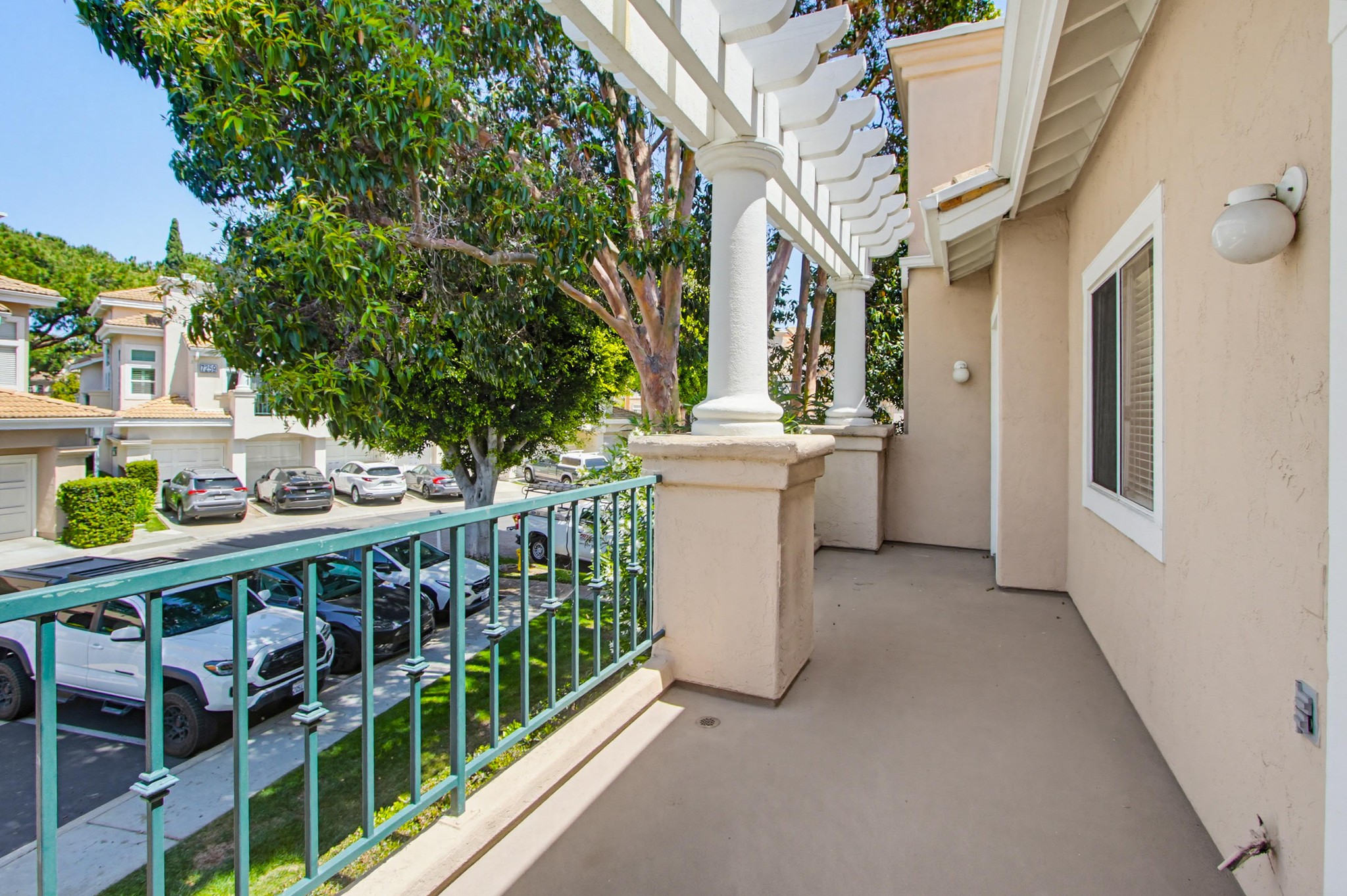 Virtual tour photo 35 of 41 for 7275 Calabria Ct UNIT 64