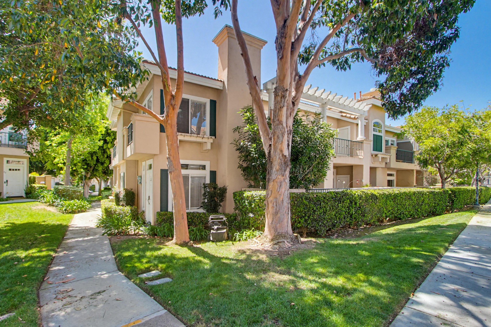 Virtual tour photo 38 of 41 for 7275 Calabria Ct UNIT 64