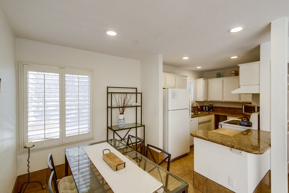 Virtual tour photo 22 of 80 for 728 Devon Ct