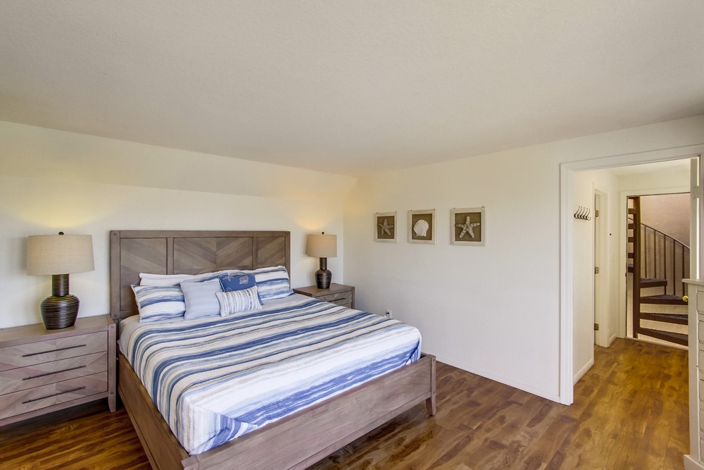 Virtual tour photo 31 of 80 for 728 Devon Ct