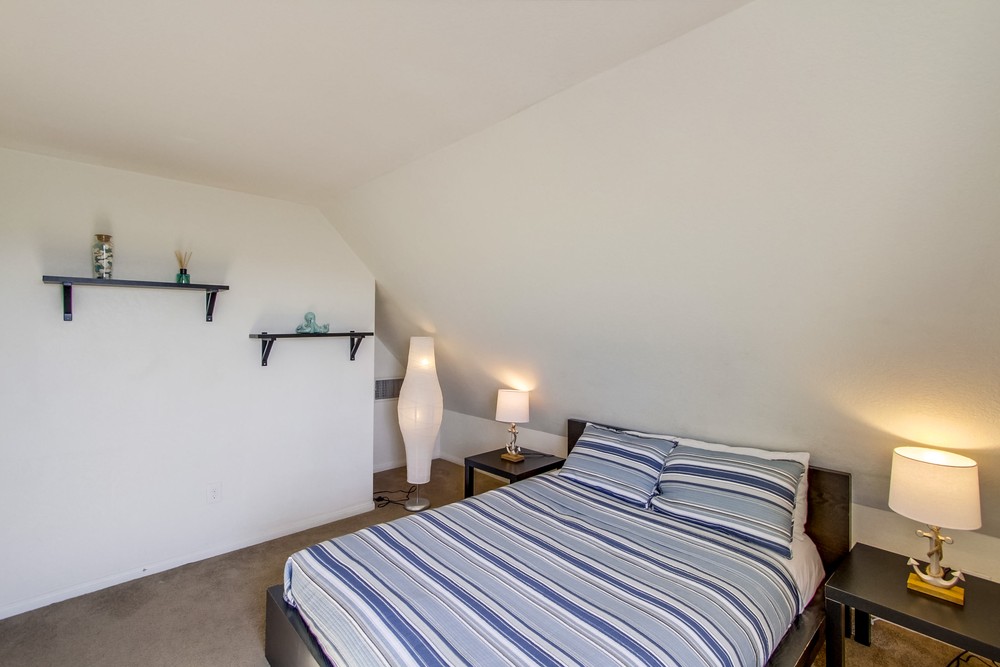 Virtual tour photo 38 of 80 for 728 Devon Ct