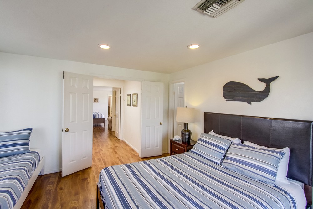 Virtual tour photo 58 of 80 for 728 Devon Ct