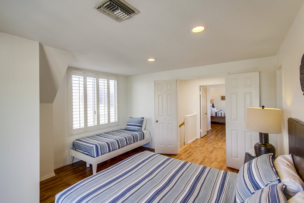 Virtual tour photo 59 of 80 for 728 Devon Ct