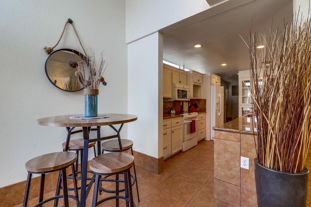 Virtual tour photo 76 of 80 for 728 Devon Ct