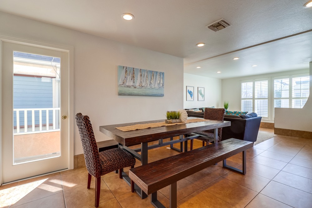 Virtual tour photo 79 of 80 for 728 Devon Ct