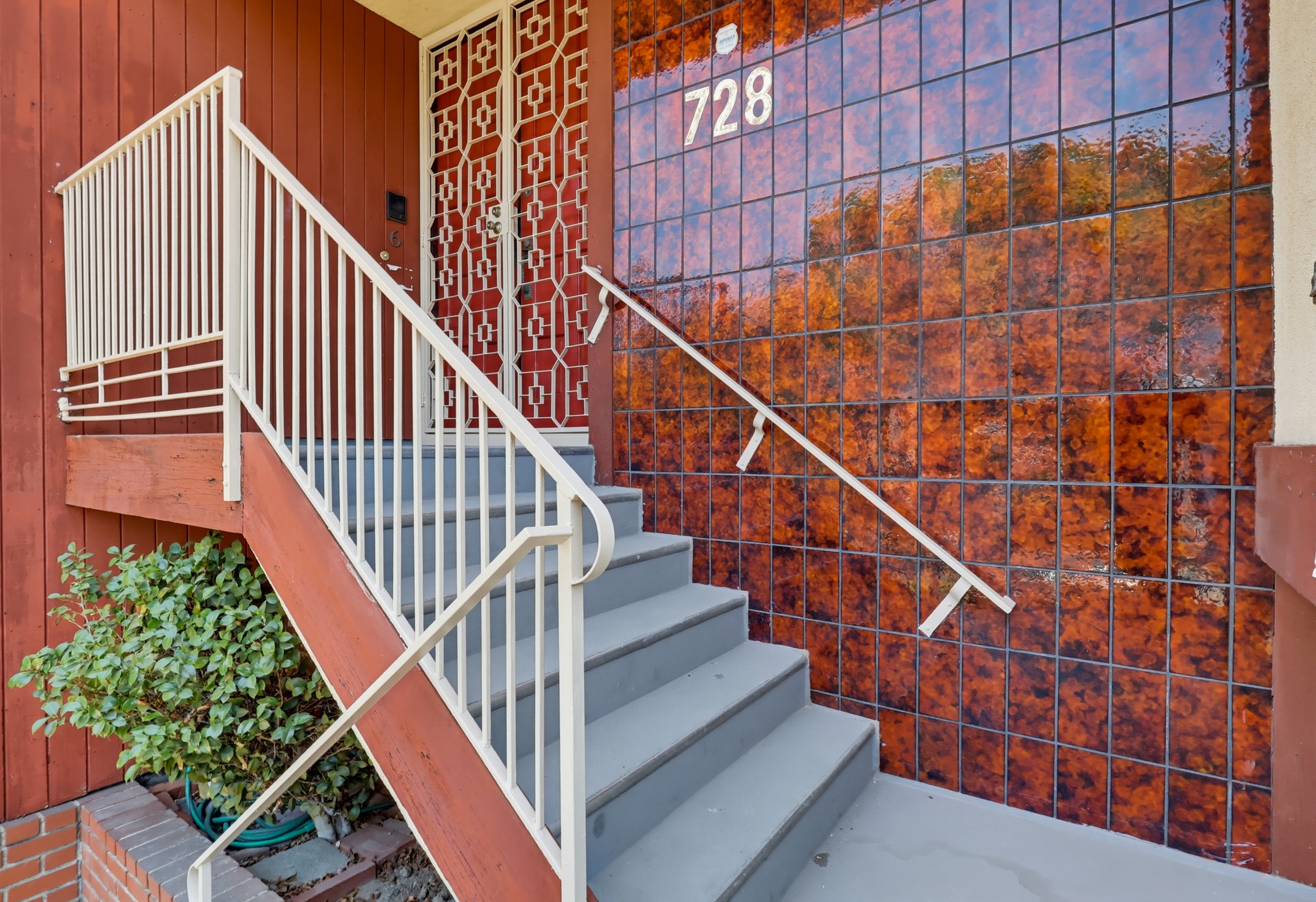 Virtual tour photo 5 of 97 for 728 E Kensington Rd