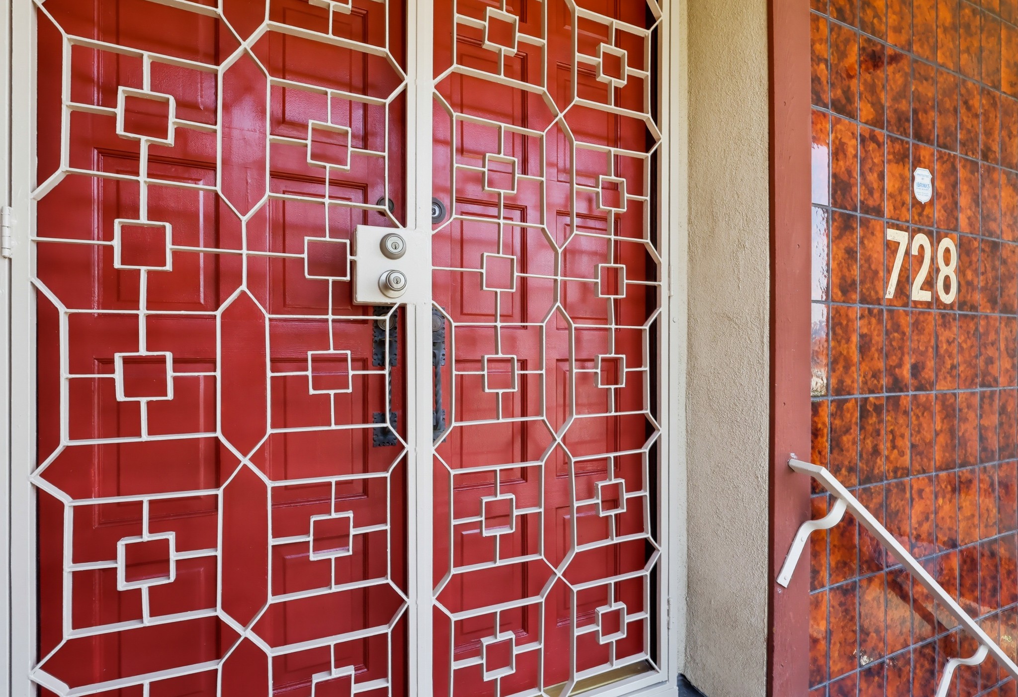Virtual tour photo 6 of 97 for 728 E Kensington Rd